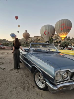 Cappadocia Classic Car Tour with Photoshooting at Sunrise